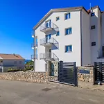 Apartment Atemberaubendes Mit Tollem Meerblick, Waschmaschine, Grillbereich Crikvenica