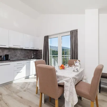 Atemberaubendes Mit Tollem Meerblick, Waschmaschine, Grillbereich Daire *
